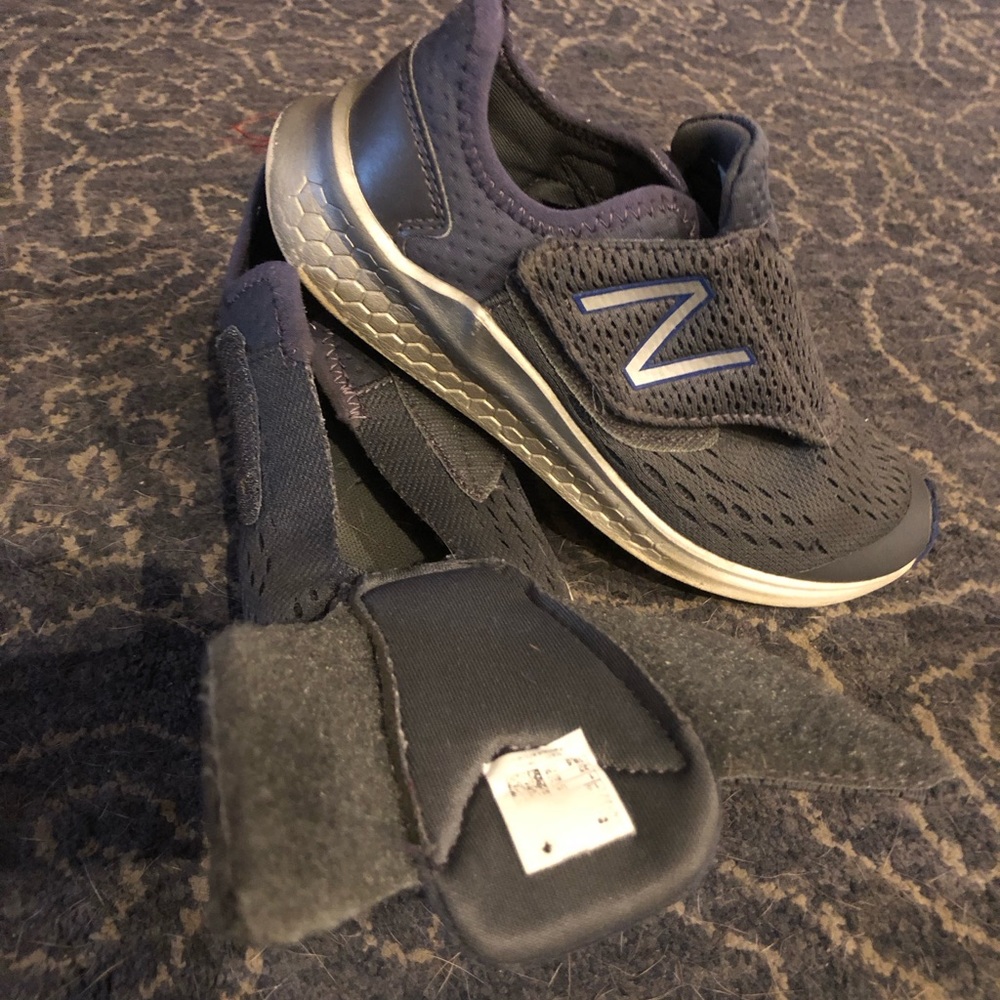 Dark grey New Balance Fresh Foam Fast. Size 1.5 and GUC.